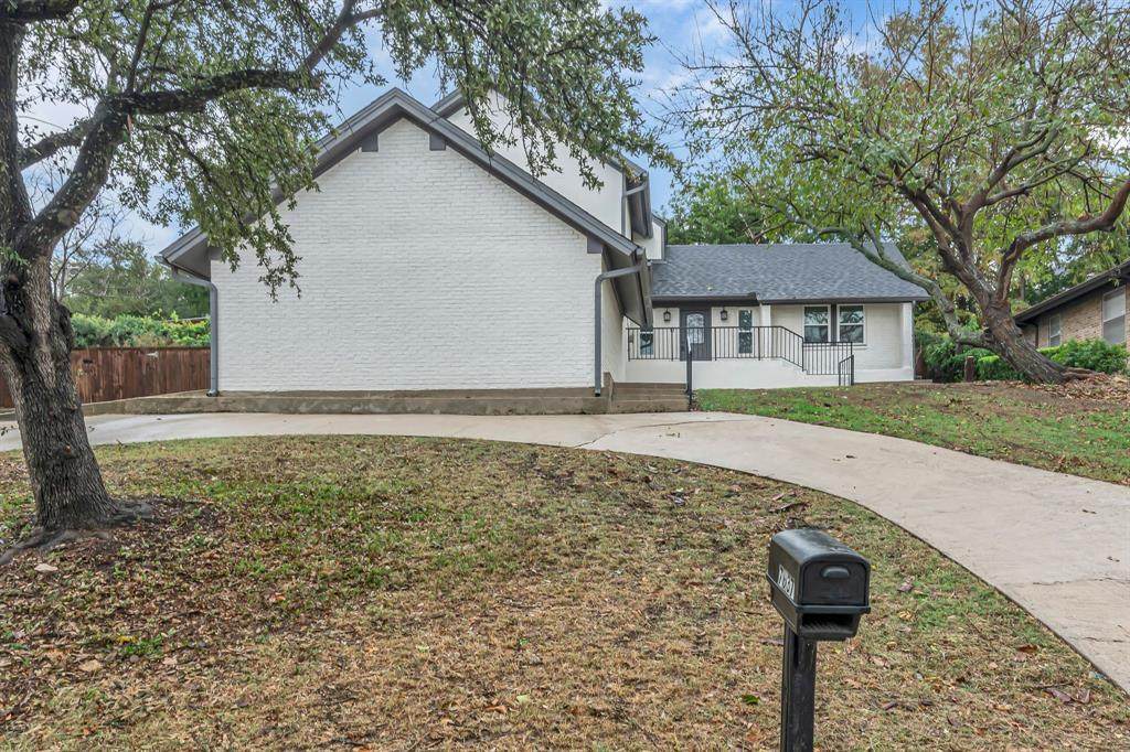 7637 Skylake Drive - Photo 1