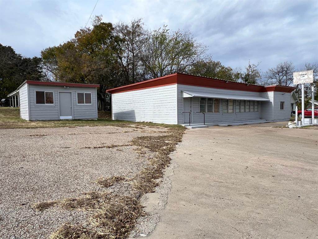 703 Austin Street - Photo 1