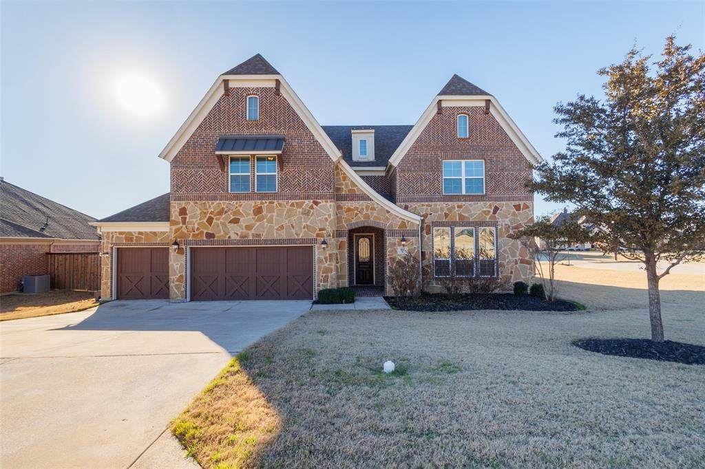 101 Chestnut Lane - Photo 1