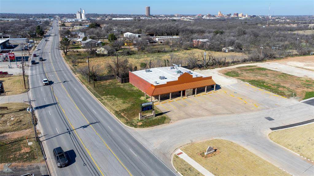 550 11th Street - Photo 1