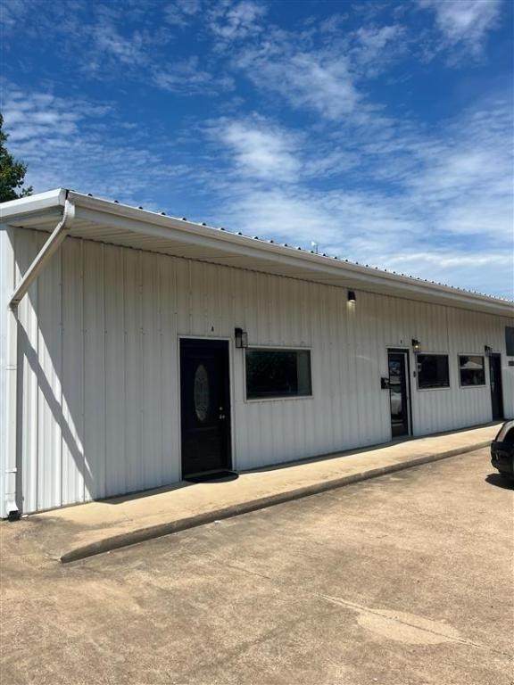 1015 Goodnight Boulevard - Photo 1