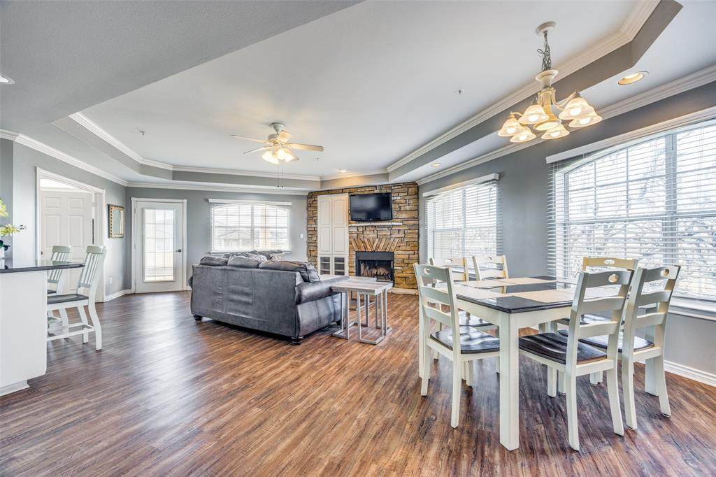 290 Tanglewood Circle - Photo 1