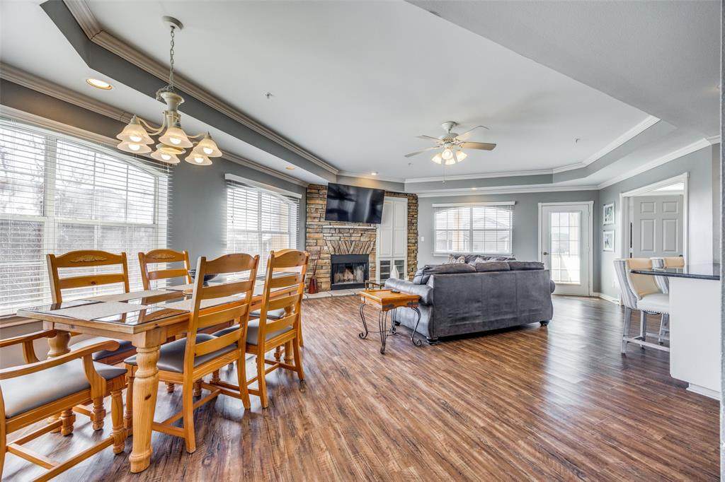 290 Tanglewood Circle - Photo 1