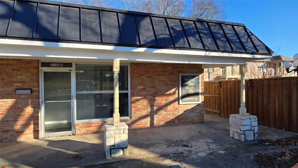 2108 Monroe Street - Photo 1