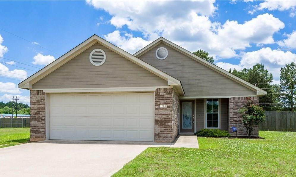 1663 Reunion Drive - Photo 1