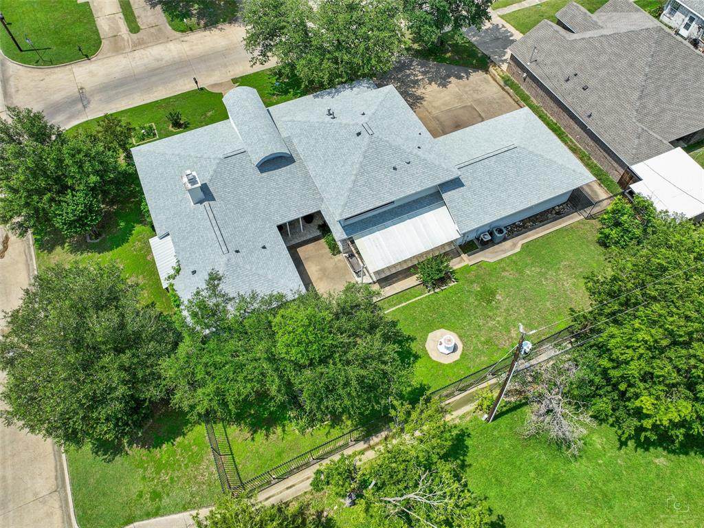 768 Beverly Drive - Photo 1