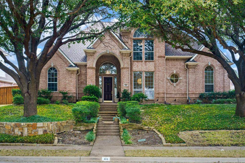 404 Twin Creeks Drive - Photo 1