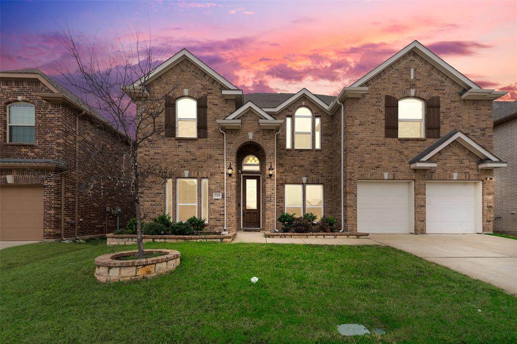 200 Ravenel Street - Photo 1