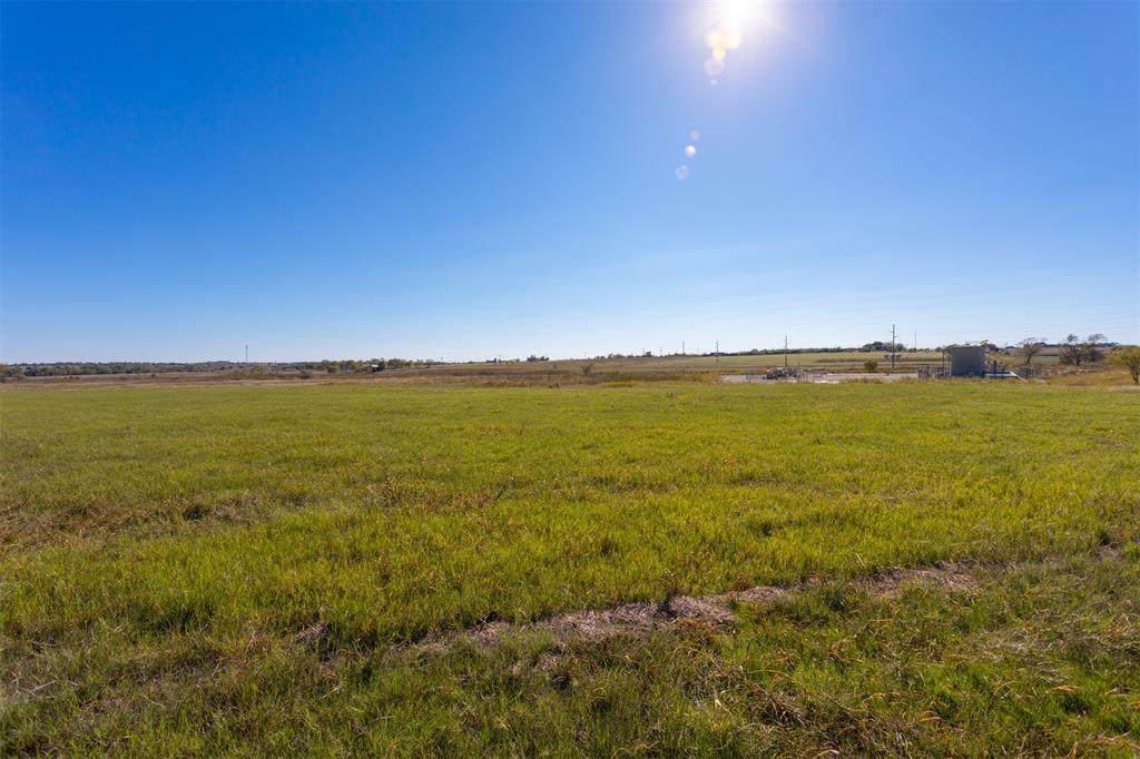 605 County Road 1122 - Photo 1