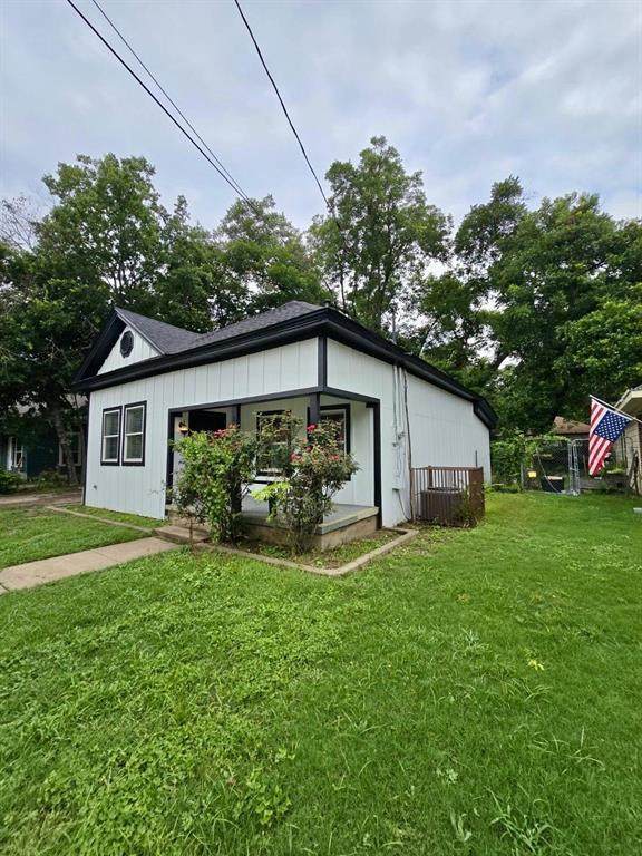 212 Brown Street - Photo 1