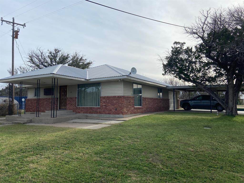 104 County Road 1296 - Photo 1