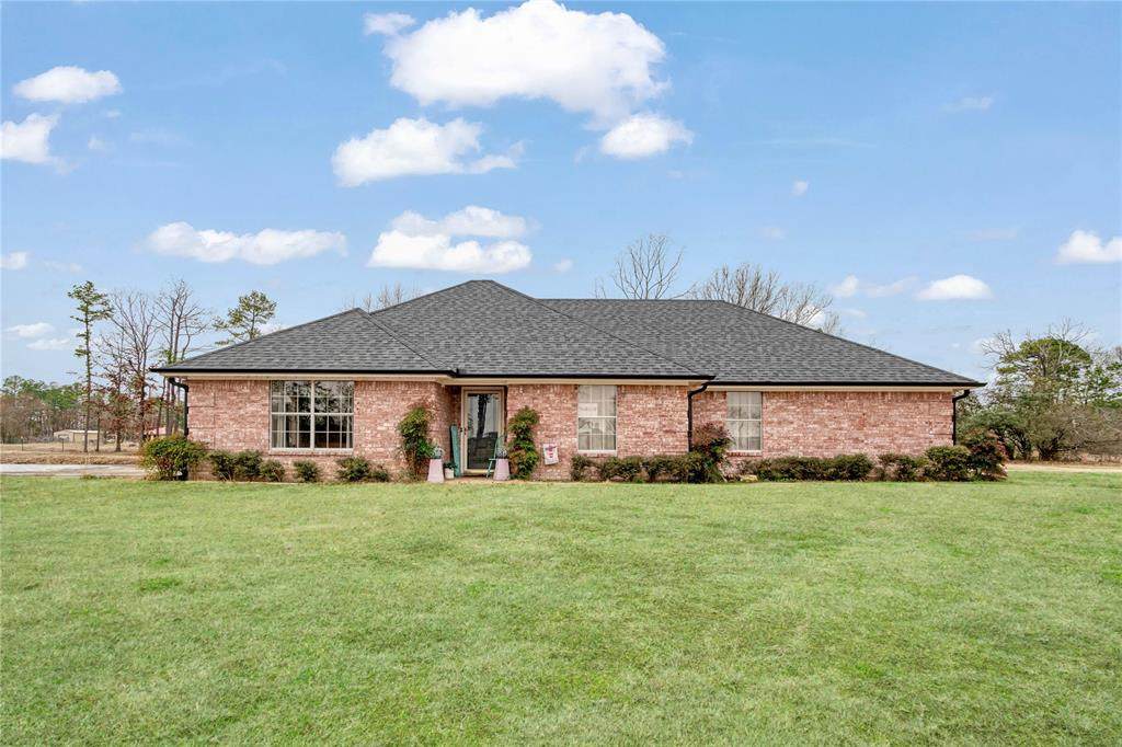 64 County Road 35940 - Photo 1