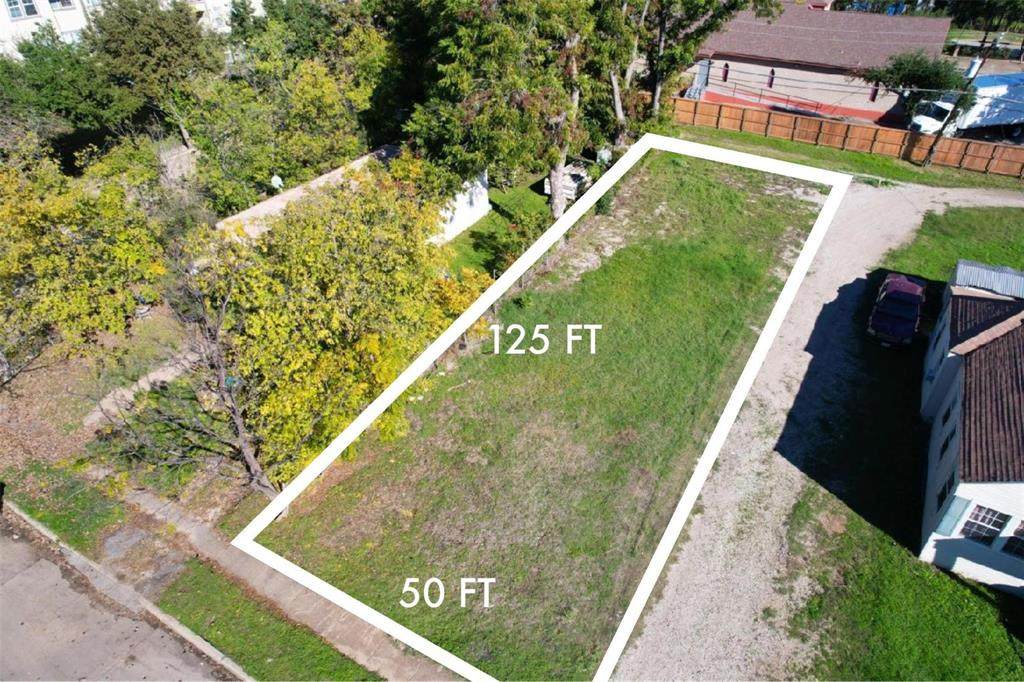 6920 Victoria Avenue - Photo 1