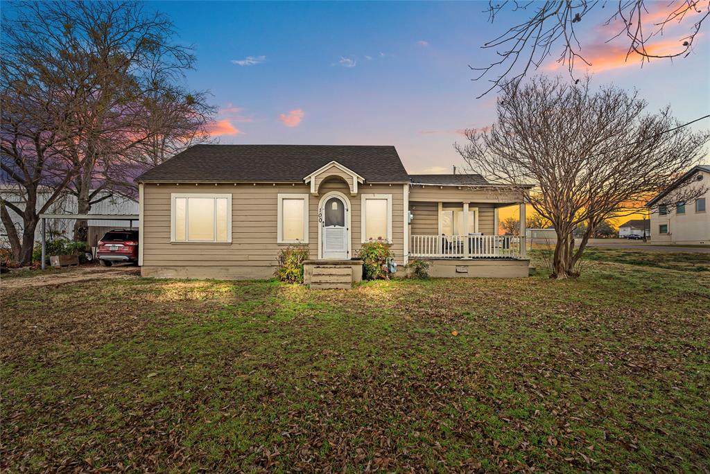 100 Allen Avenue - Photo 1