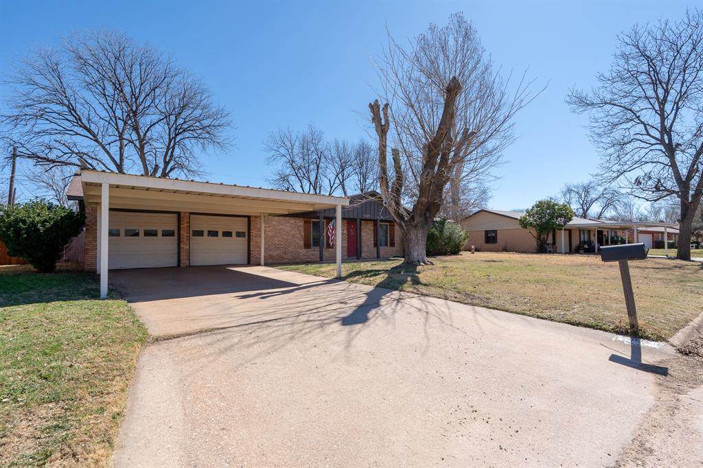 2017 Delwood Drive - Photo 1