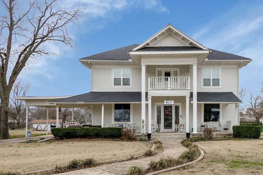 917 Wood Street - Photo 1