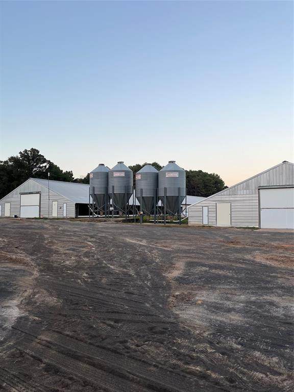 737 County Road 2855 - Photo 1