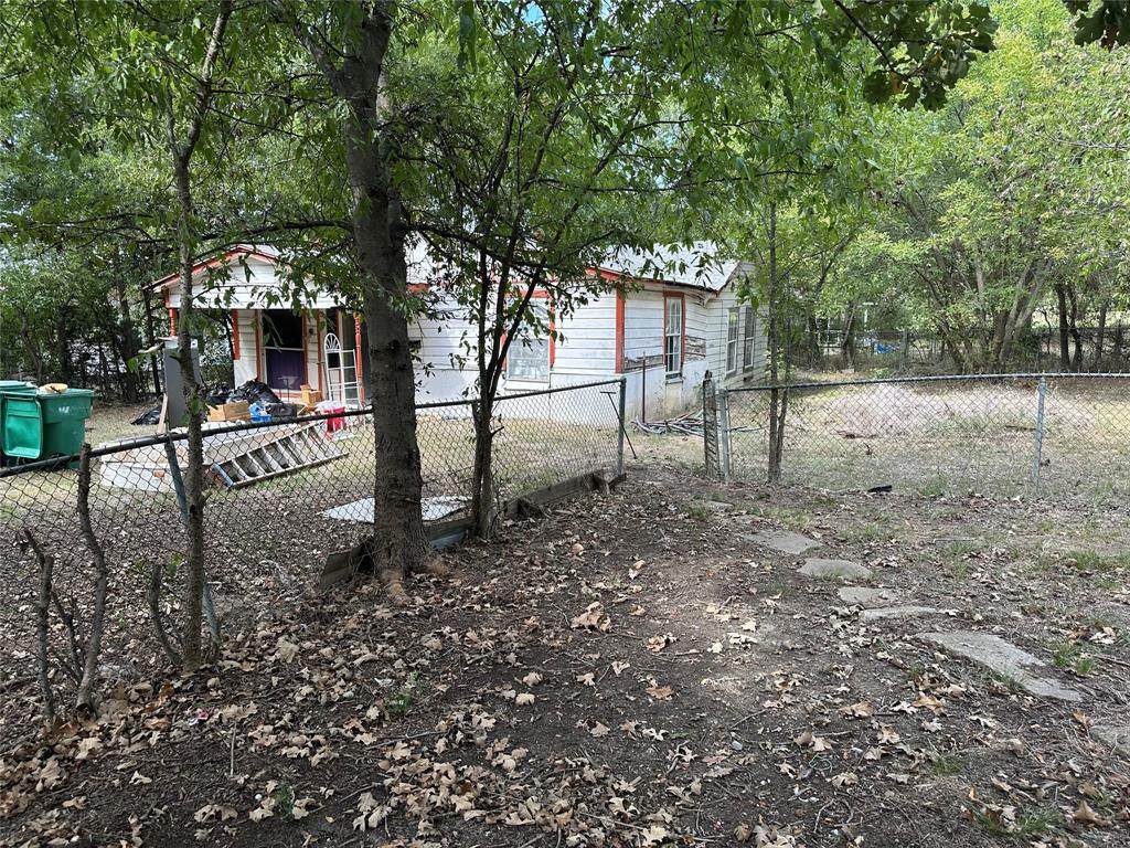 219 2ND Street - Photo 1