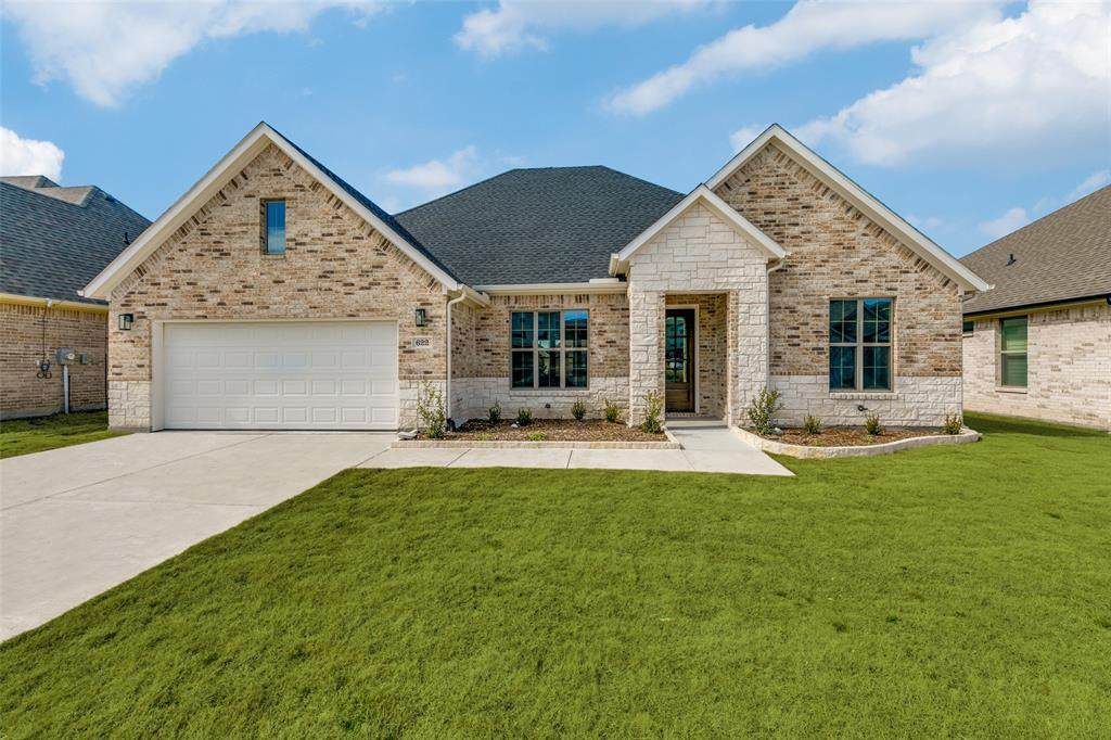 622 Community Lane - Photo 1