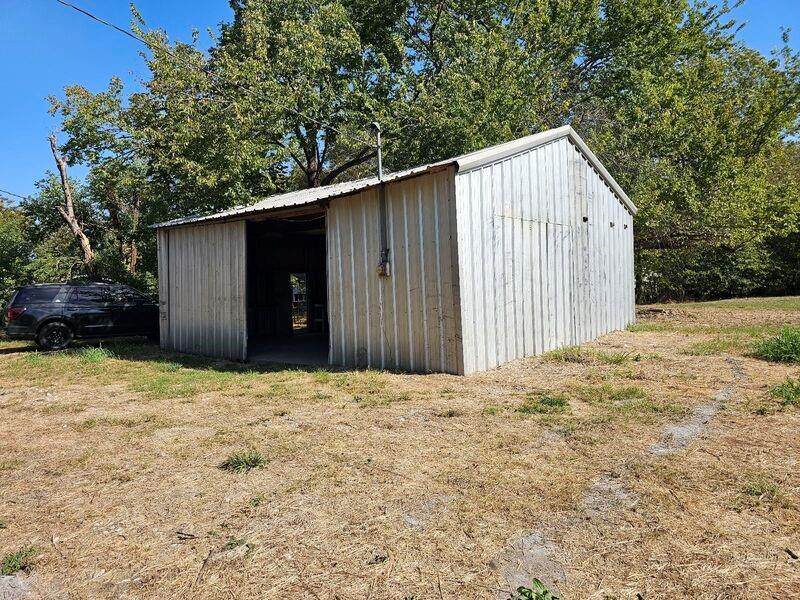 1107-1 Esma Street - Photo 1