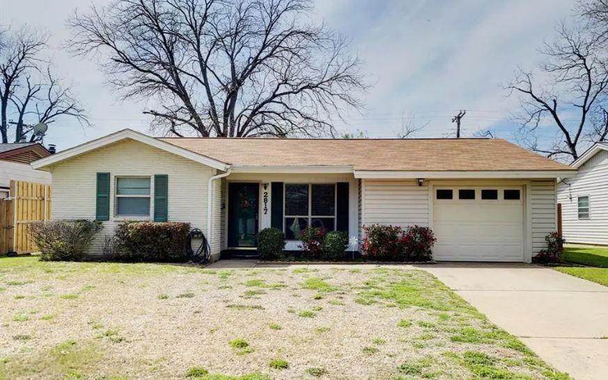 2817 Douglas Avenue - Photo 1