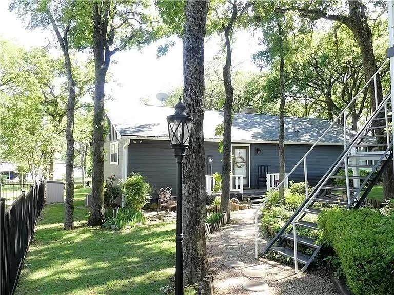 1214 Kiowa Drive - Photo 1