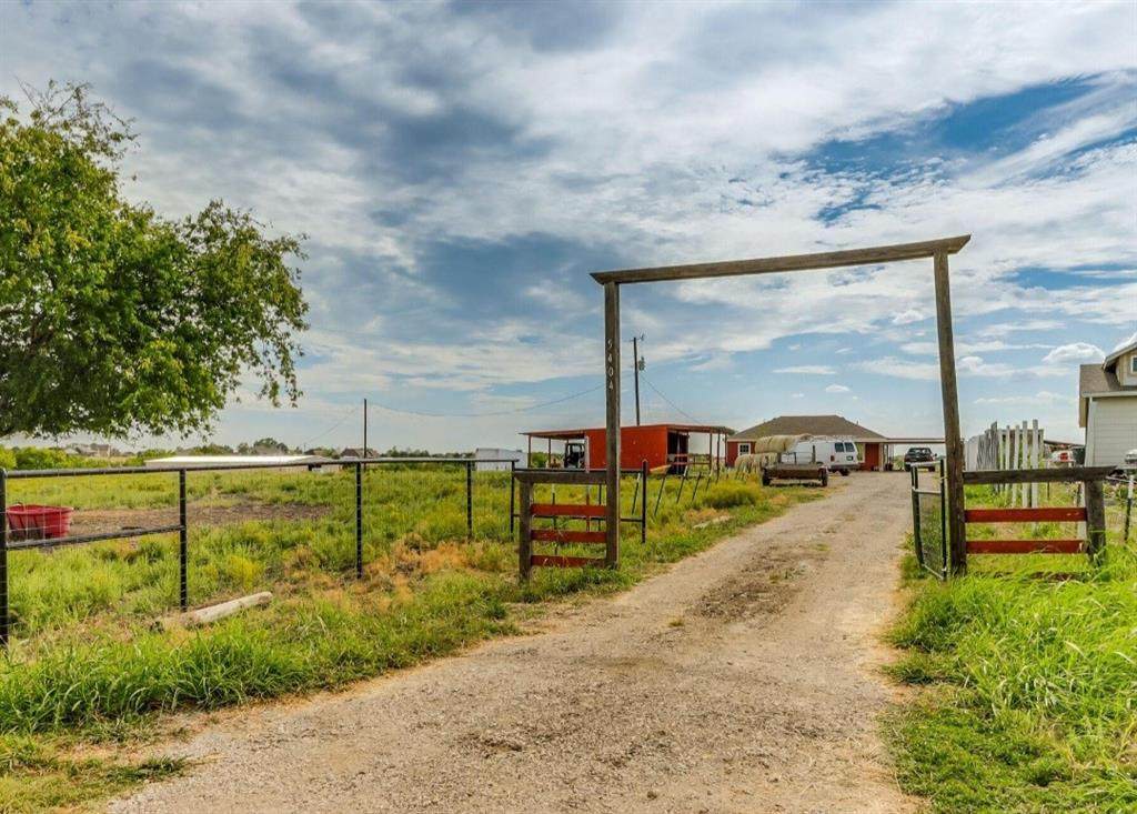 5404 Stitzle Road - Photo 1