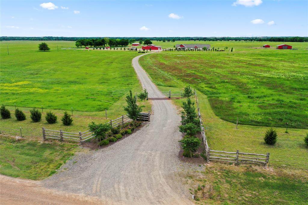 2263 County Rd 33040 - Photo 1