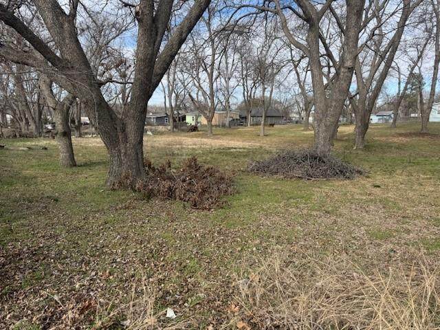 1614 Rusk Street - Photo 1