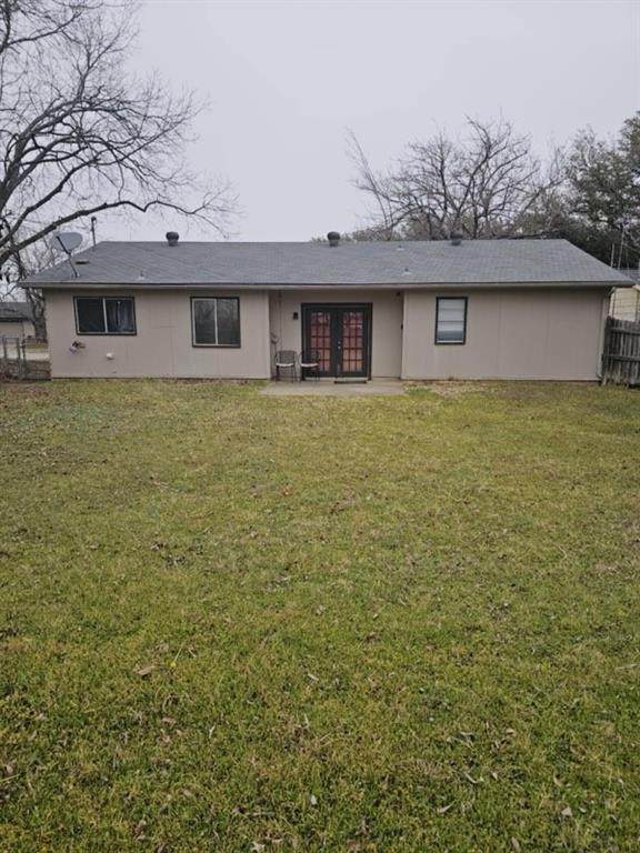 317 Boulder Court - Photo 1