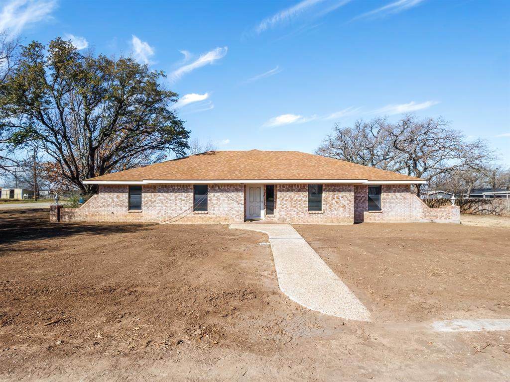 401 Avenue - Photo 1