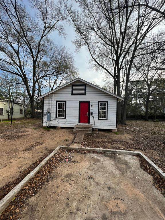 4540 Southern Avenue - Photo 1