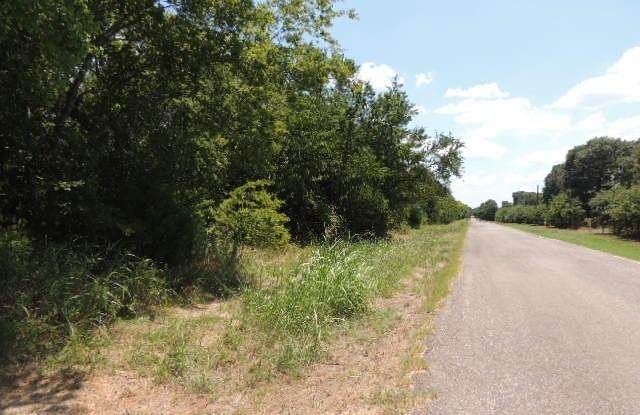 TBD County Road 3303 - Photo 1