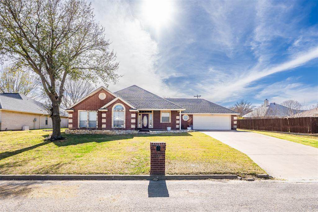 1466 Oakwood Drive - Photo 1