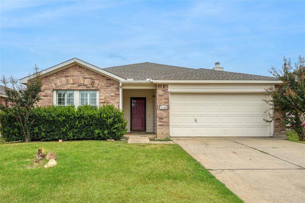 2100 Pine Knoll Way - Photo 1