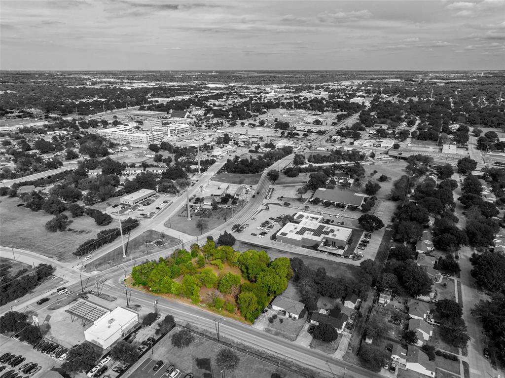 508 Marion Drive - Photo 1