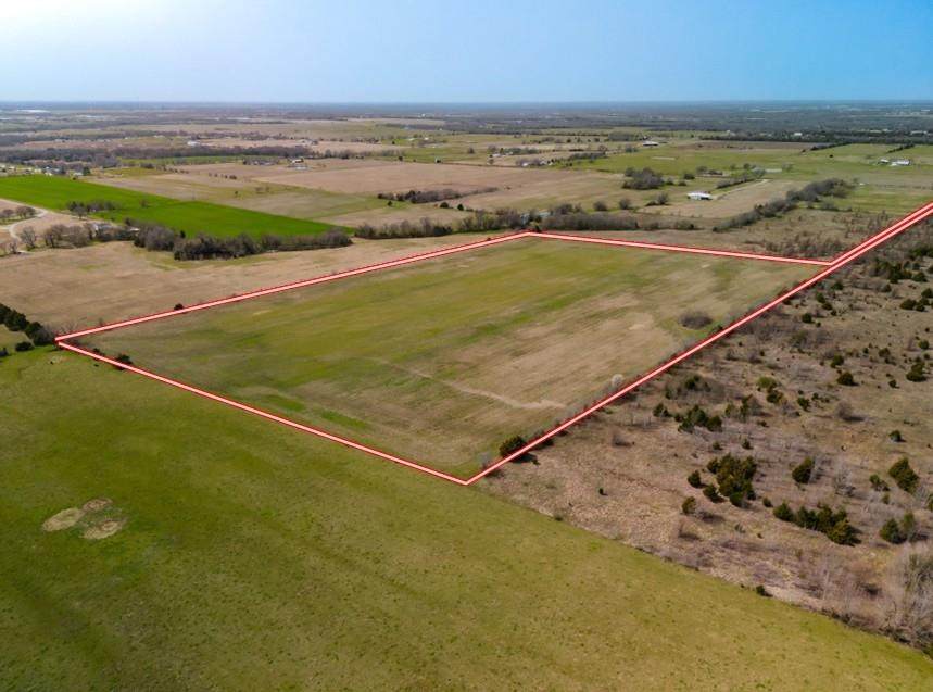 000 County Road 1445 - Photo 1