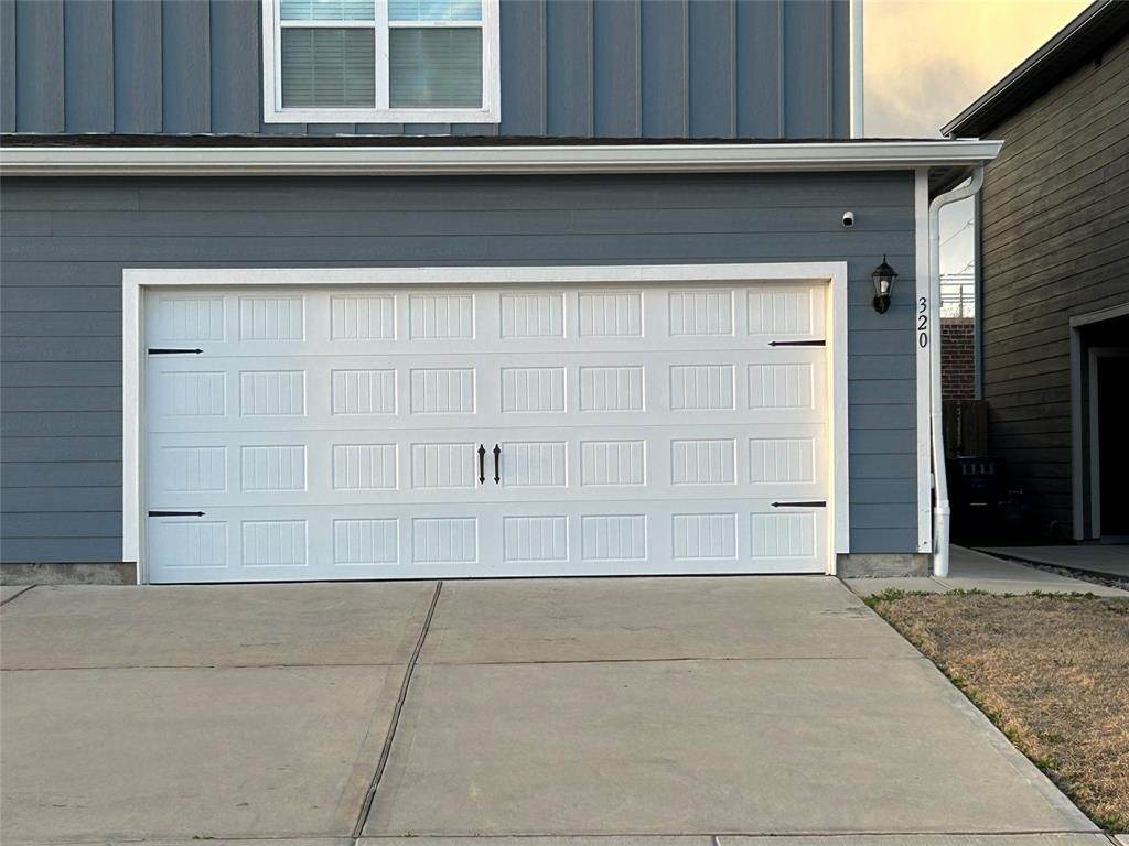 320 Marsh Lane - Photo 1