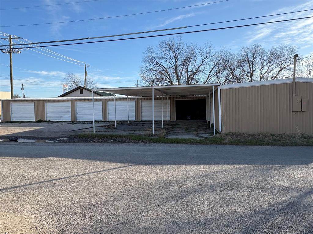 1595 Belknap Street - Photo 1