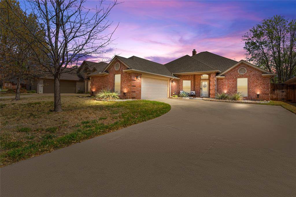 5560 Greenview Court - Photo 1