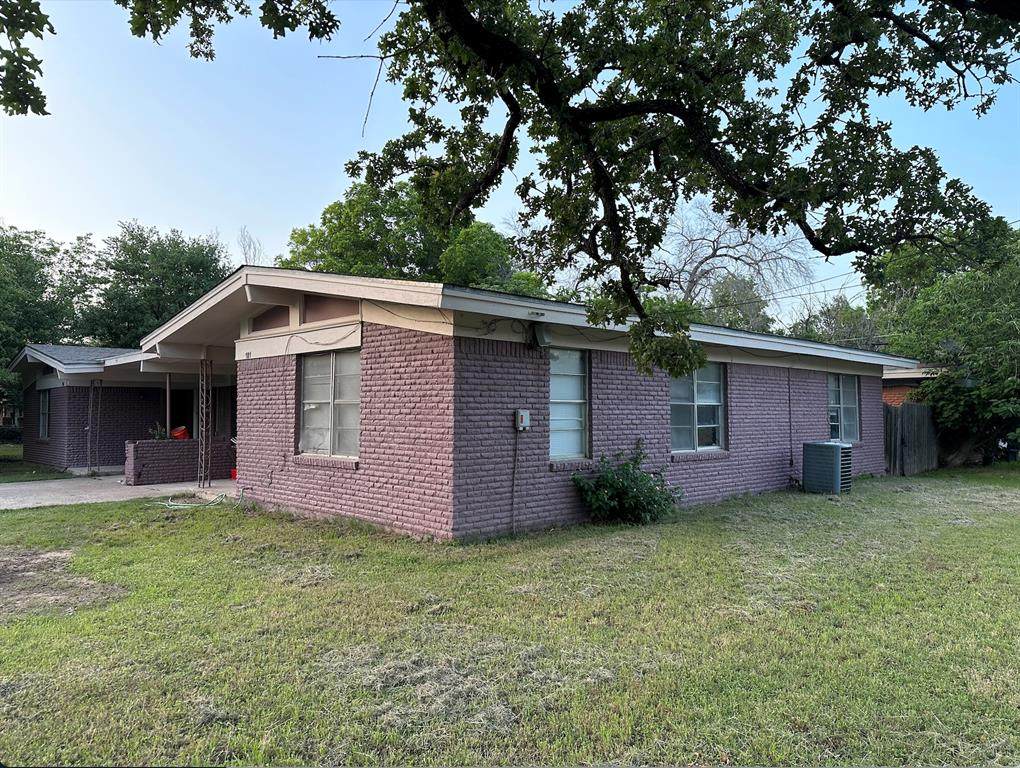 101 Walnut Street - Photo 1