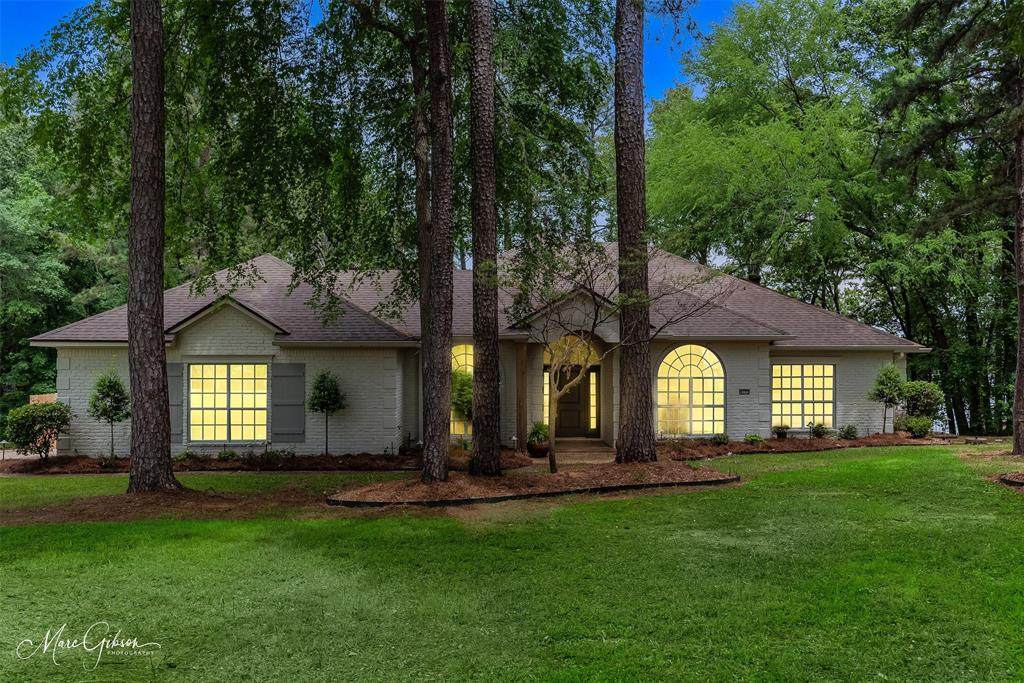 4105 Ashford Circle - Photo 1