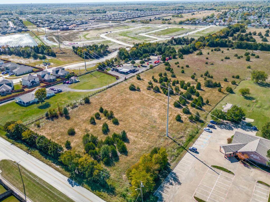6100 Shannon Road - Photo 1