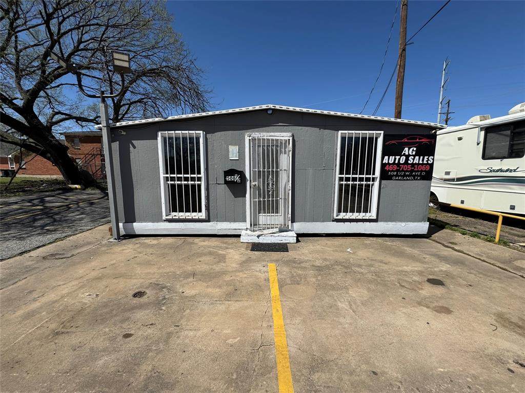 508 Avenue D - Photo 1