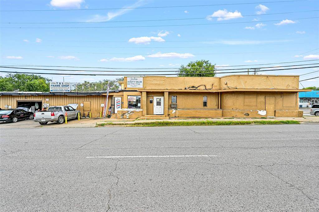 5301 Davis Street - Photo 1