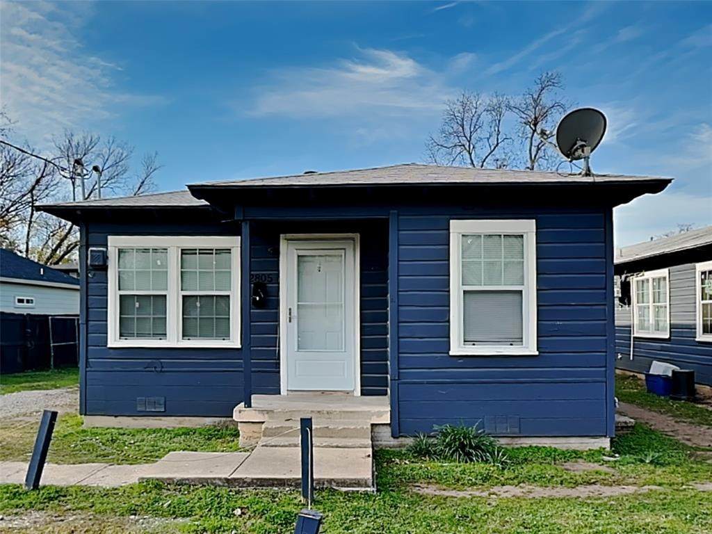 2805 Carter Street - Photo 1