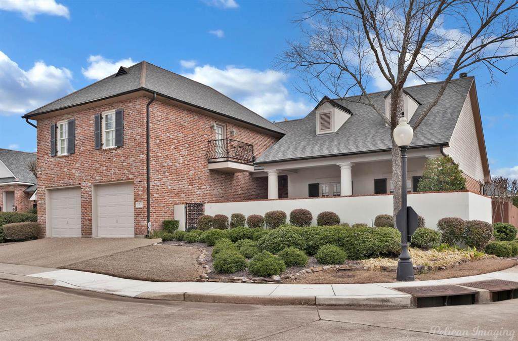 6121 Fern Avenue - Photo 1