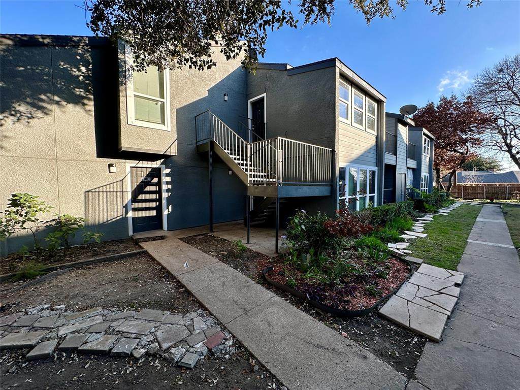 9696 Walnut Street - Photo 1