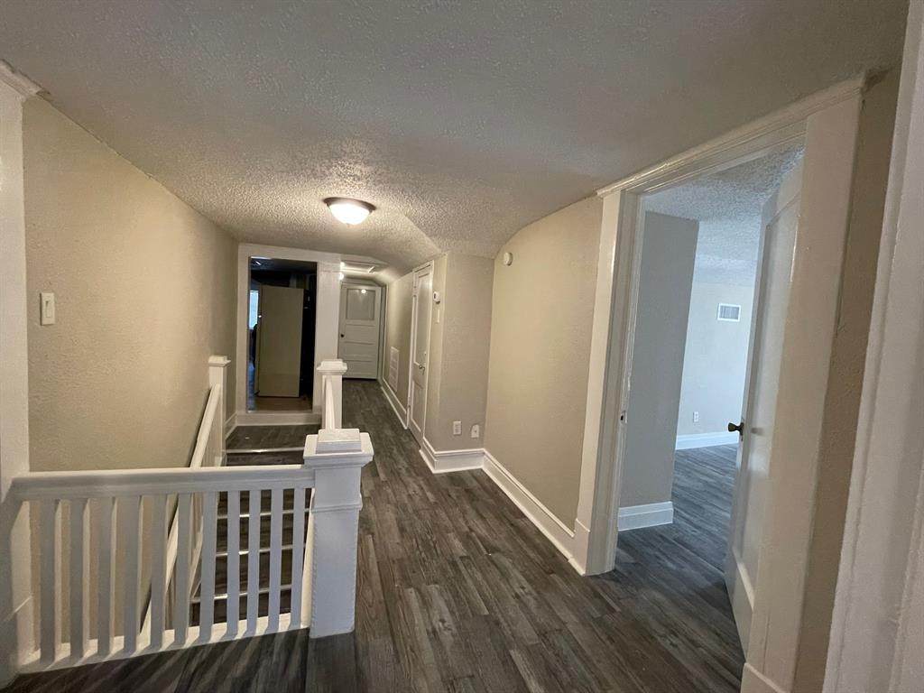 5208 Side Avenue - Photo 1