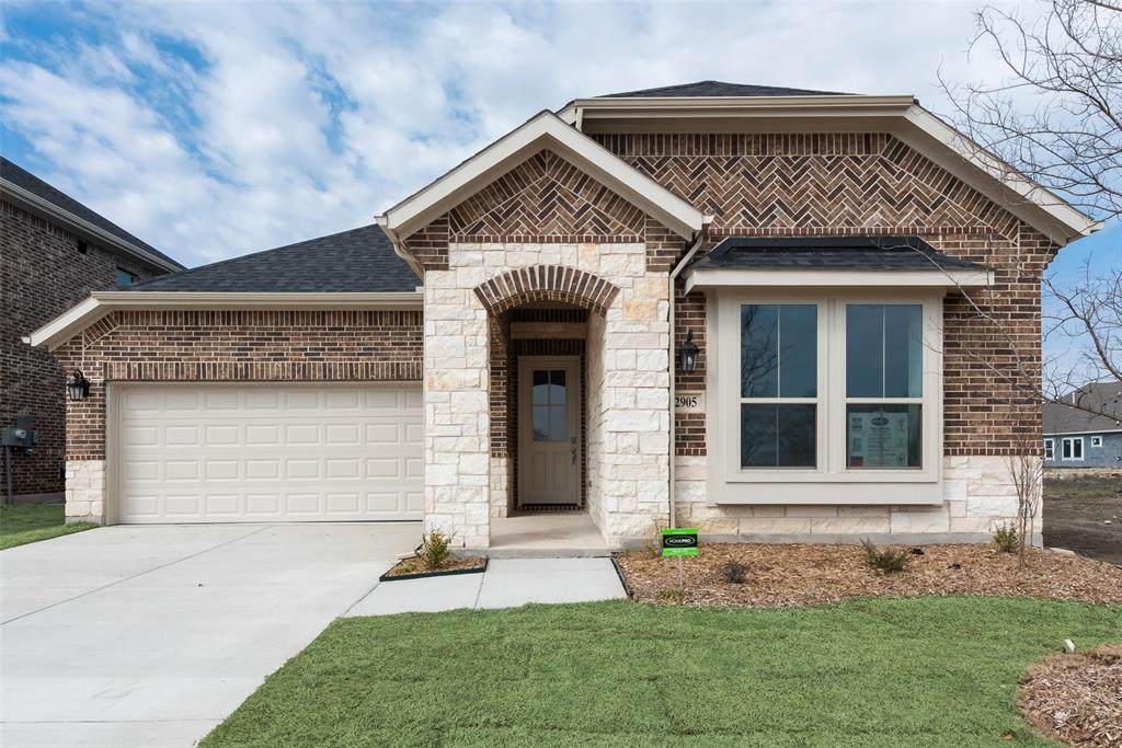 2905 Hanscom Street - Photo 1